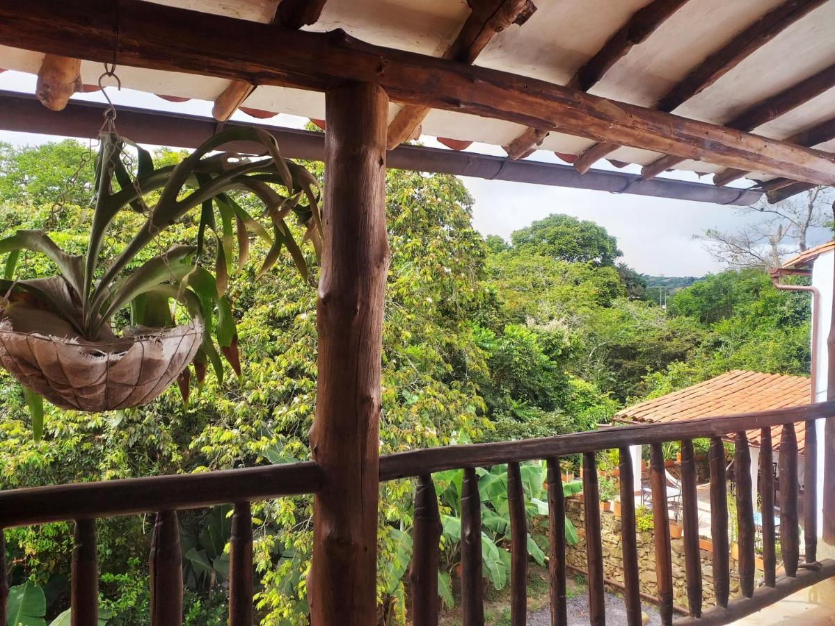 Casona Chara Hotel บาริชารา ภายนอก รูปภาพ