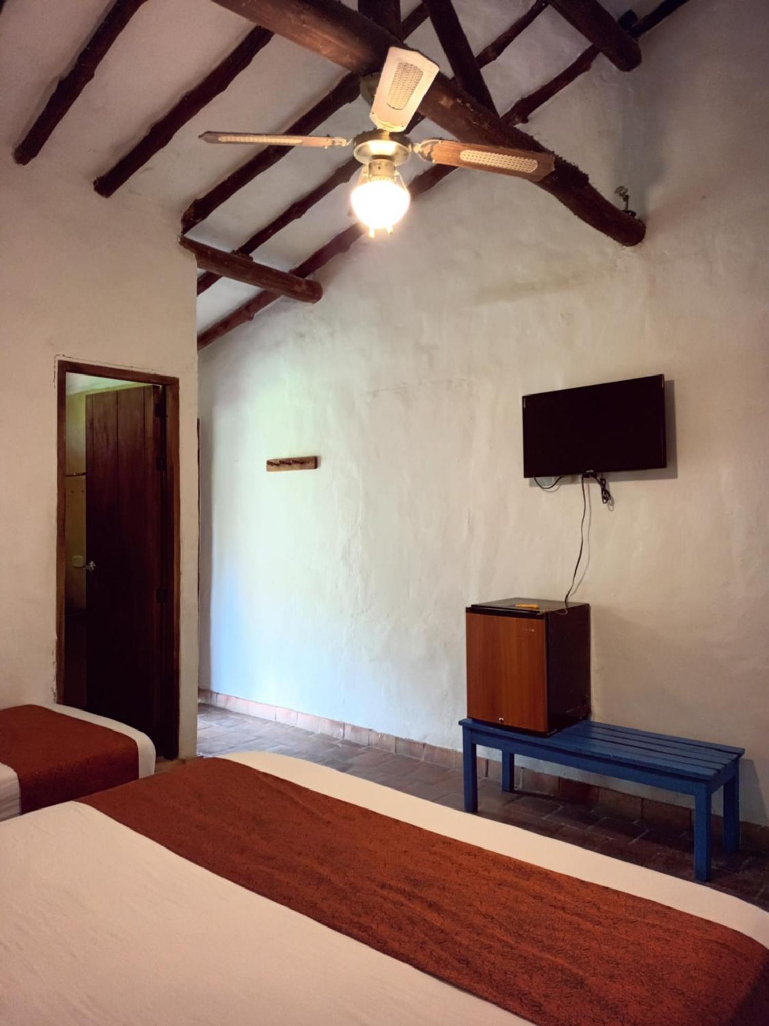 Casona Chara Hotel บาริชารา ภายนอก รูปภาพ