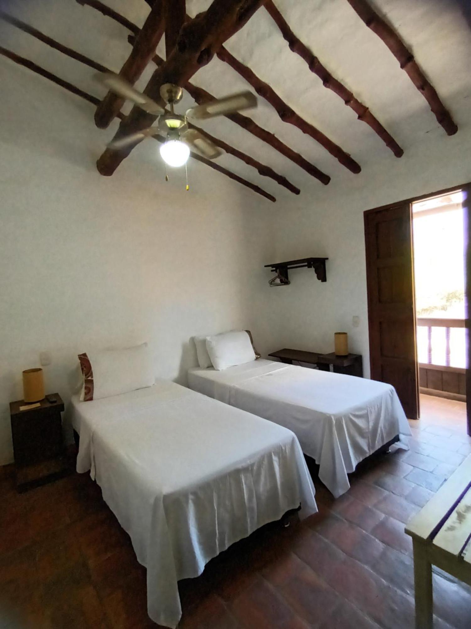 Casona Chara Hotel บาริชารา ภายนอก รูปภาพ